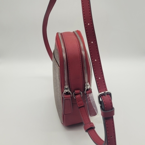 New Guess Crossbody Shoulder Handbag​​​ - Picture 5 of 10